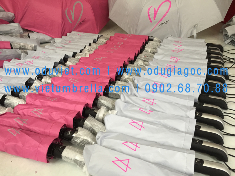 xưởng sản xuất ô dù cầm tay in logo quảng cáo